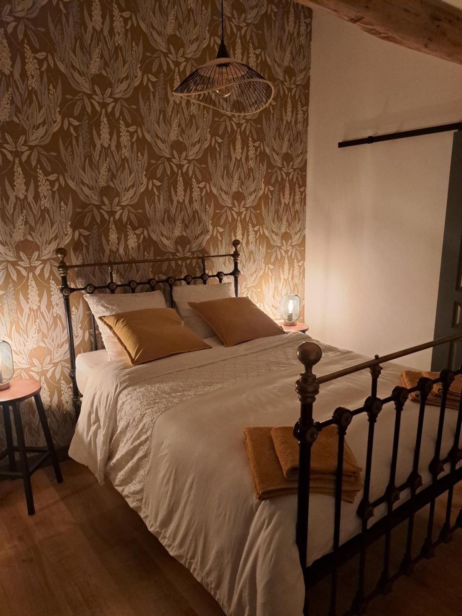 Lavallade12 Chambers D'Hotes Roussines エクステリア 写真
